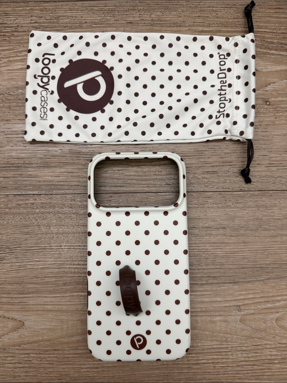 iPhone 17 Pro Max Loopy Case
